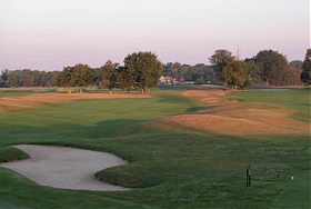 Best Western Colonial Country Club
