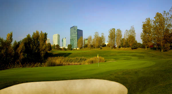 City & Country Golf Club am Wienerberg