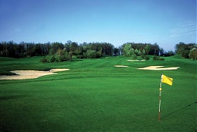 Golf Blue Green Guerville
