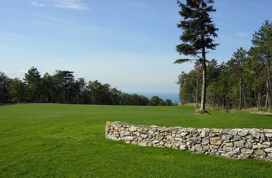 golf club images. Golf Club Trieste