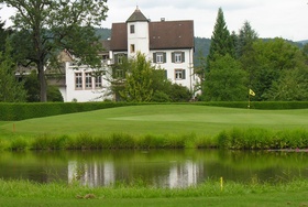 Bahn 3: Blick zum Green Golfanlage Schopfheim