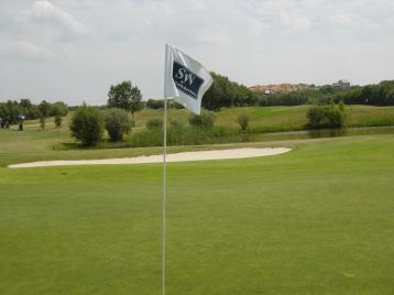 León Club de Golf El Cueto