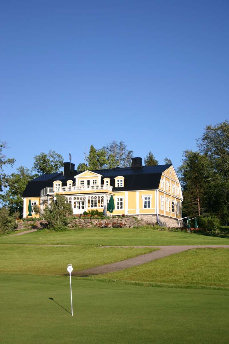 Master Golf Course Club House