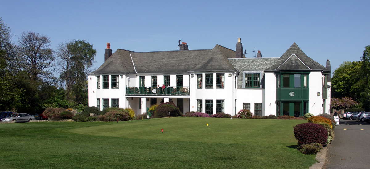 The Clubhouse and 1st Tee