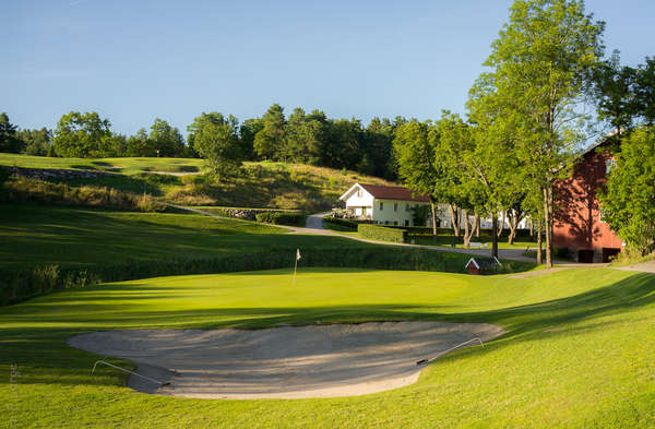Oustøen Country Club