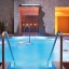 Thalasso-Pool beleuchtet