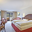 Junior Suite Lakeview at the Hotel Berner Zell am See. Junior Suite Lakeview at the Hotel Berner Zell am See.