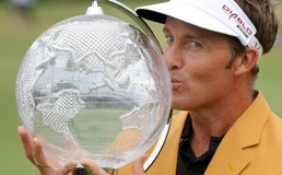 It was Appleby's first victory in the Australian Masters after winning the 2001 Australian Open Appleby snatches Australian Masters in big finish