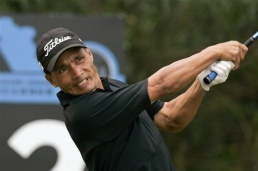 China's Wu storms into four-stroke golf lead