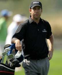 Compton spielt Golf mit drittem Herzen