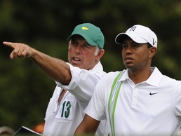 Steve Williams (r.) und Tiger Woods Ex-Caddie von Tiger Woods bekommt keine Strafe