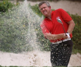 Colin Montgomerie im Mission Hills Club in Shenzhen Golf-Weltcup auf längere Sicht nach China vergeben