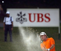 Miguel Angel Jimenez in Hong Kong Golfprofi Jimenez fängt Karlsson noch ab