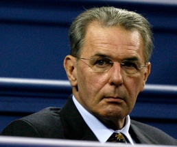 Jacques Rogge kritisiert das Verhalten von Tiger Woods IOC-Präsident Rogge enttäuscht über Woods