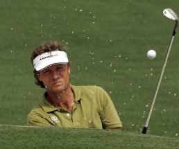 Bernhard Langer hat eine gute Platzierung im Visier Langer lauert auf geteiltem zehnten Platz