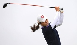 Meena tames Carnoustie to lead British Open