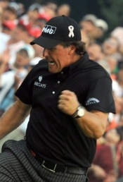 Mickelson excited about 2010 after Shanghai win