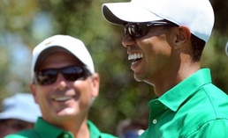 Norman moves to defuse Tiger Woods-caddie fallout