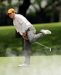 Thailand's Pariya Junhasavasdikul stretched his lead in the $60,000 Mercedes-Benz Masters Malaysia on Friday Pariya widens gap in Mercedes-Benz Masters Malaysia