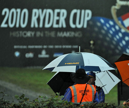 Regen zwingt Ryder Cup in die Verlängerung