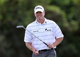 Sizzling 63 gives Stricker lead at Kapalua golf