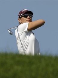 Sorenstam leads at halfway stage in Dubai