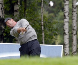 Golfprofi Sven Strüver Strüver verliert beim Saisonauftakt an Boden