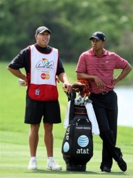 Tiger wins first title since layoff