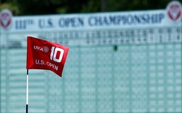 US Open stars face testy 10th-tee start