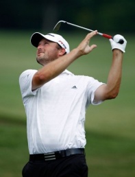 US trio lead Colonial  PGA, Mickelson struggles