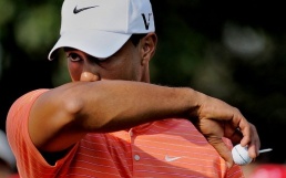 Watney steals Tiger's thunder in China