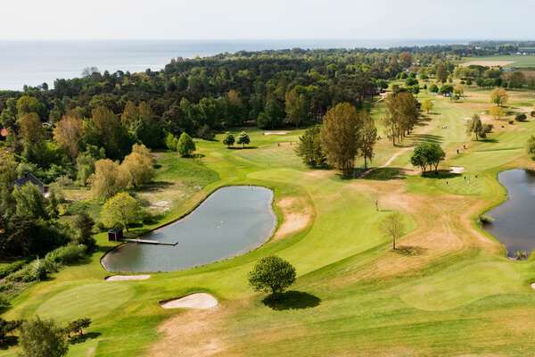 Bedinge Golfklubb