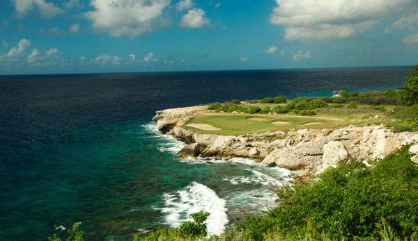 Blue Bay Golf