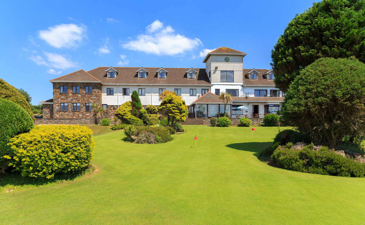 Bowood Park Hotel & Golf Club