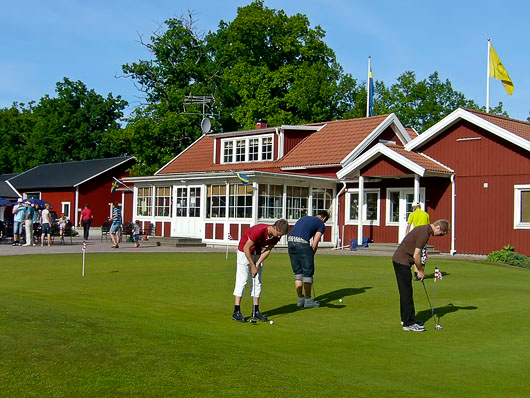 Ekarnas Golfklubb