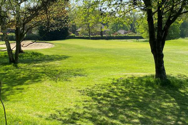 Farnham Park Golf Club