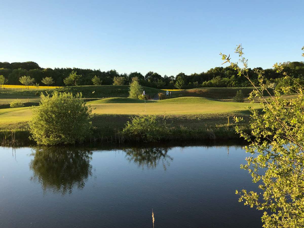 Islandgreen Hole 5