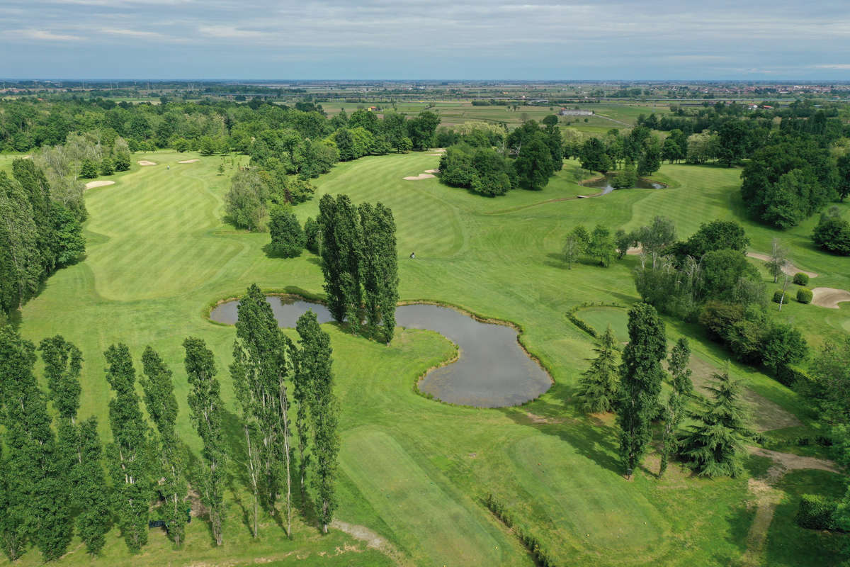 Hole 5 on left side + hole 16 on the right