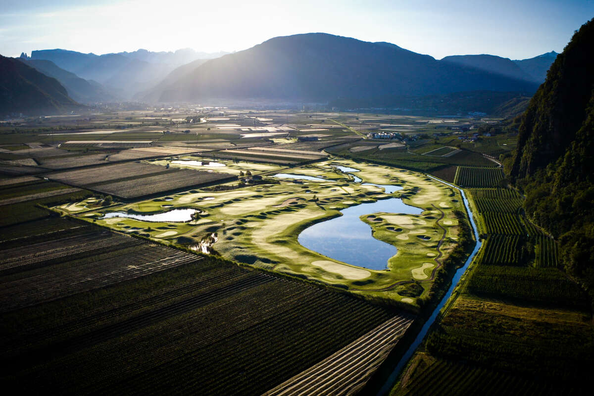 Golf Club Eppan - The Blue Monster