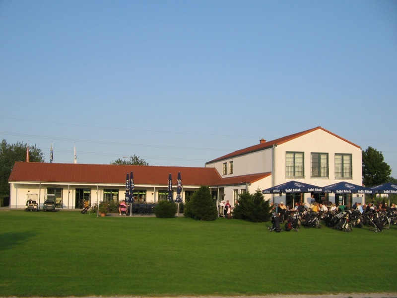 Cowanx27s ford golf club #9