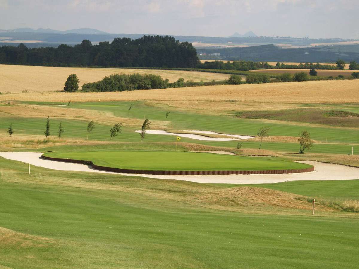 Golf & Country Club Mstětice