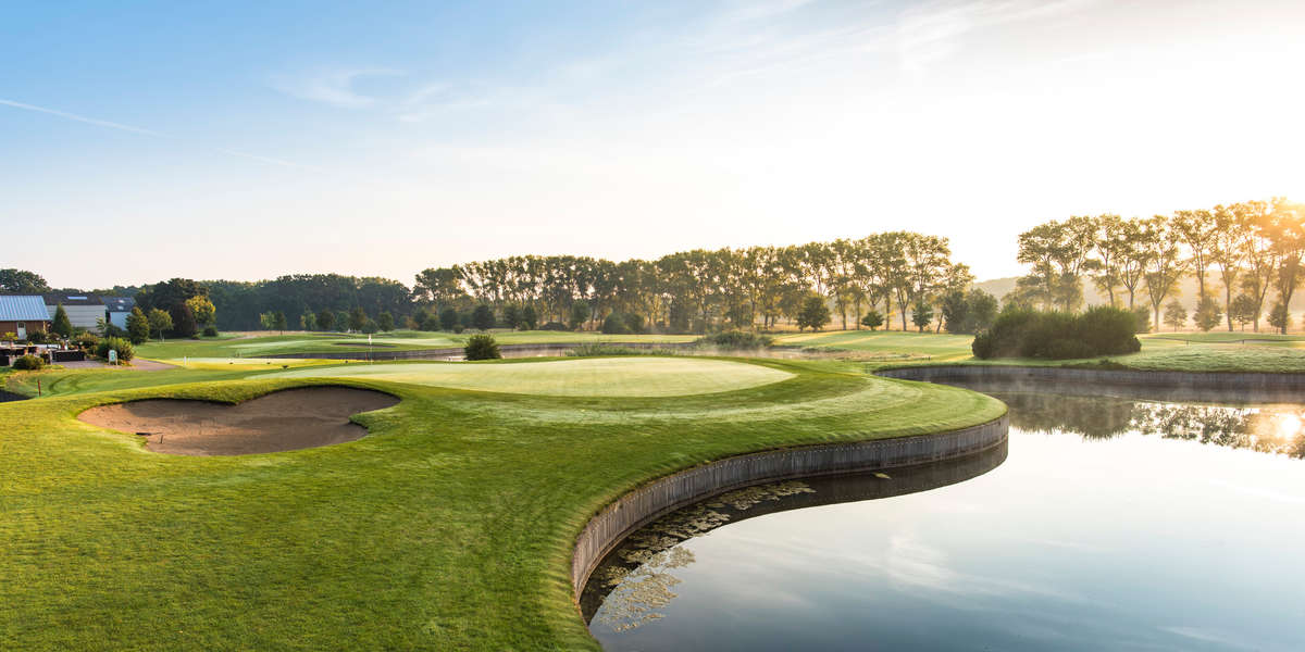 18th green in front of the terrace