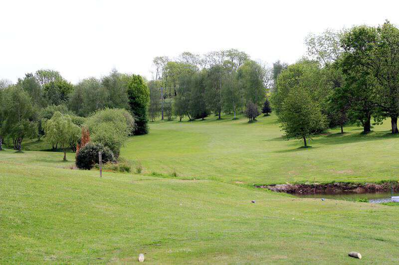 Golf municipal de Mauriac Val Saint Jean