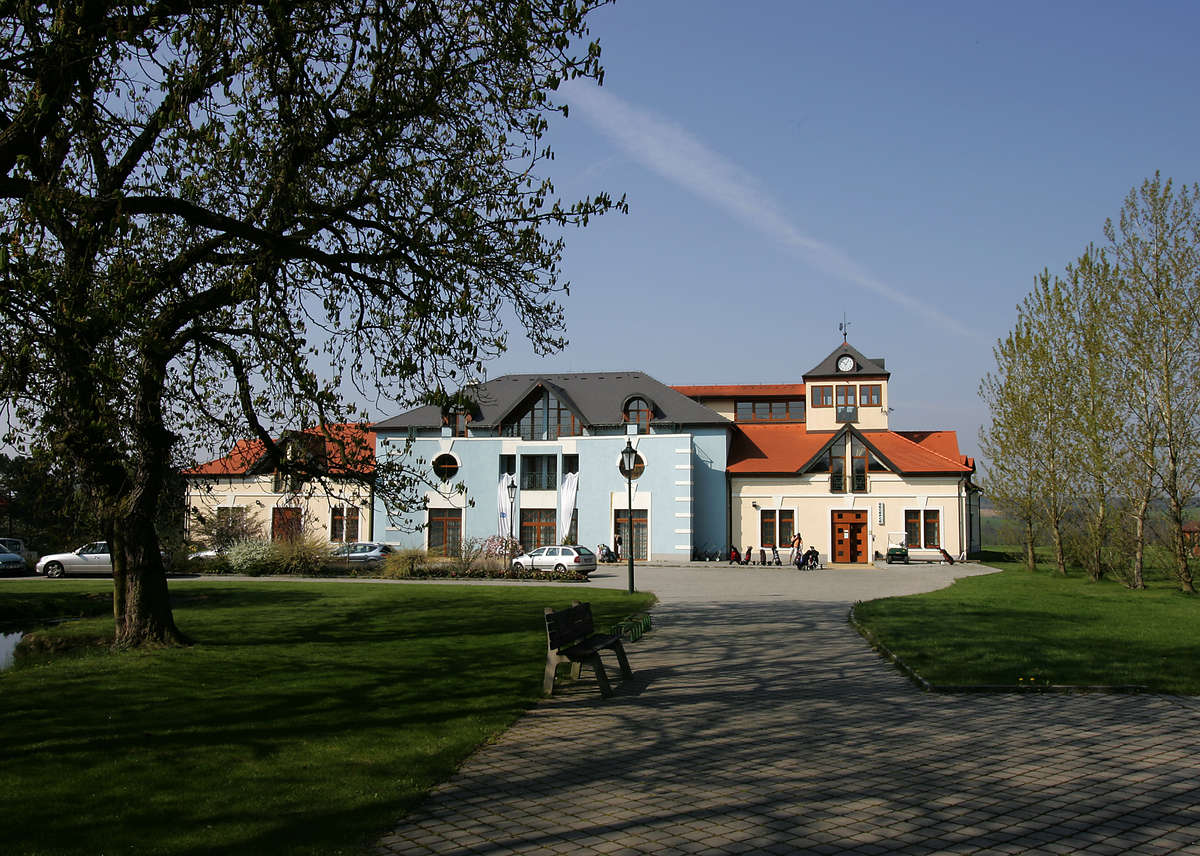 Golf Resort Darovanský Dvůr