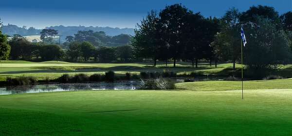 Hobbs Cross Golf Centre