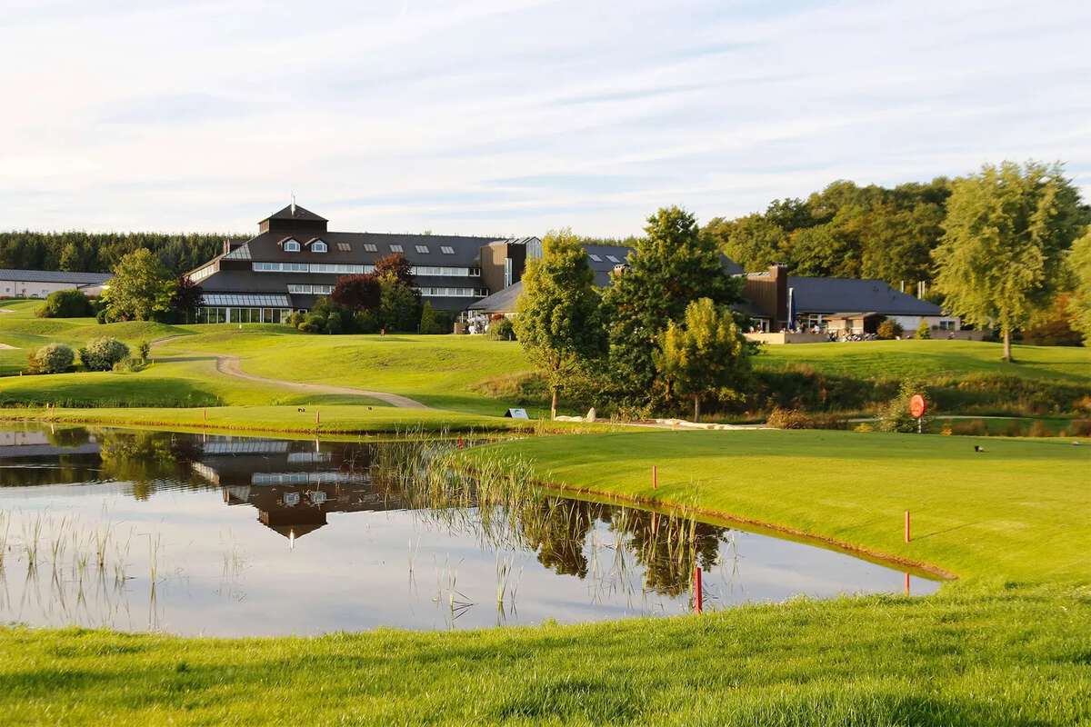 Kikuoka Country Club