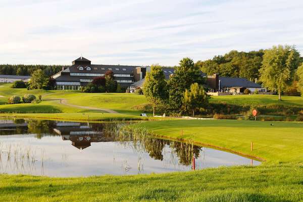 Kikuoka Country Club