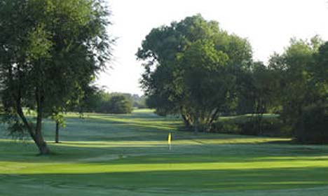 Kingfisher Lakes Golf Club