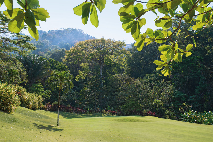 La Iguana Golf Course, Herradura, Costa Rica Albrecht Golf Guide