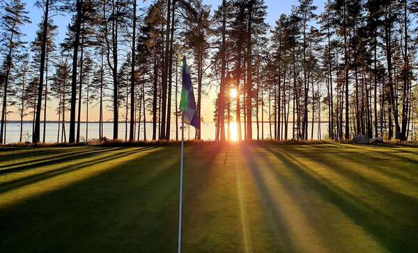 Mariestads Golfklubb